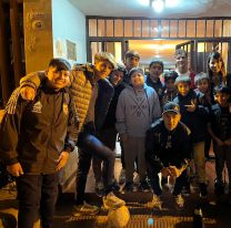 ¡Emocionante! Marcos sorprendió a los niños de la Casita de Belén