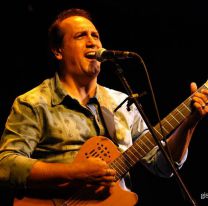 Franco Barrionuevo y una noche a puro folclore