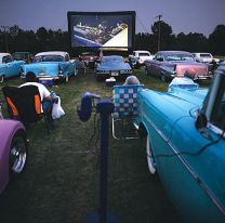 Para recordar / Se suman los autos retro en la nueva función del Autocine