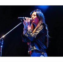 ¡A votarla! / Antonella Toro, la salteña candidata a revelación en Carlos Paz