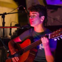 ¡Puro talento! / Gastón Fuentes, el adolescente salteño que debutará con Los Huayra en La Serenata