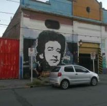 Dos salteños buscan una pared para homenajear con un mural a Gustavo Cerati