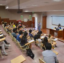 En Salta, ofrecen cursos artísticos gratis: iluminación cinematográfica, fotografía y más