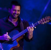 [HAY FOTO] Salteña se tatuó el nombre de una canción de Jorge Rojas