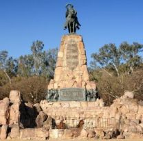 Cinco esculturas de Salta ser&aacute;n consagradas como monumentos hist&oacute;ricos nacionales