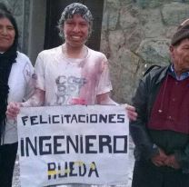 Es de un pueblito del norte de Salta y se recibió de ingeniero físico nuclear a los 23 años