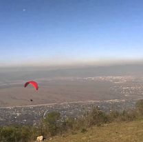 Salta vista desde un parapente: saltar al vacío desde el Cerro Elefante