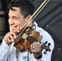 Javier Aparicio y Banda Coplera juntos en la noche de la Balcarce