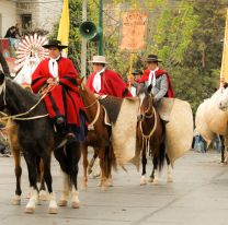 Tras la pol&eacute;mica, el desfile a G&uuml;emes ser&aacute; a caballo