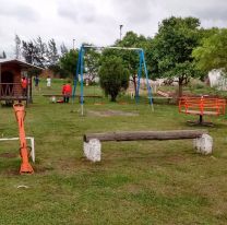 ¡Para aplaudir! / Vecinos de Cerrillos convirtieron un baldío en una plaza