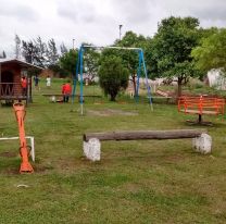 ¡Para aplaudir! / Vecinos de Cerrillos convirtieron un baldío en una plaza