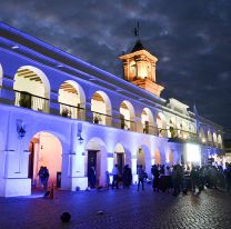 ¡Sorprendió a todos! / En el día de la Diabetes, el Cabildo se iluminó de azul