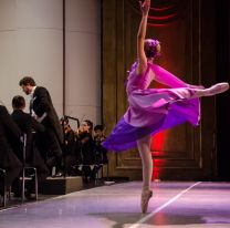 &iexcl;Se va el a&ntilde;o! / La Escuela Oficial de Ballet se despide con una gala de lujo