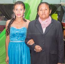 &iexcl;Orgullo salte&ntilde;o! / Tiene 54 a&ntilde;os, curs&oacute; y se gradu&oacute; del secundario junto con su hija
