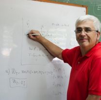 El Balseiro reconocerá la labor del “profe” Córdoba con el taller “Física para Todos”