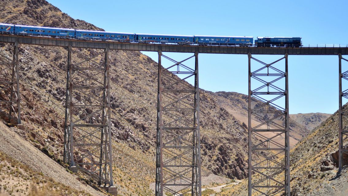 Ni el Tren a las Nubes se salvó del violento temporal y tuvieron que reprogramar el viaje