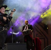 Los Nocheros y El Chaque&ntilde;o Palavecino cerraron la &uacute;ltima noche de Cosqu&iacute;n