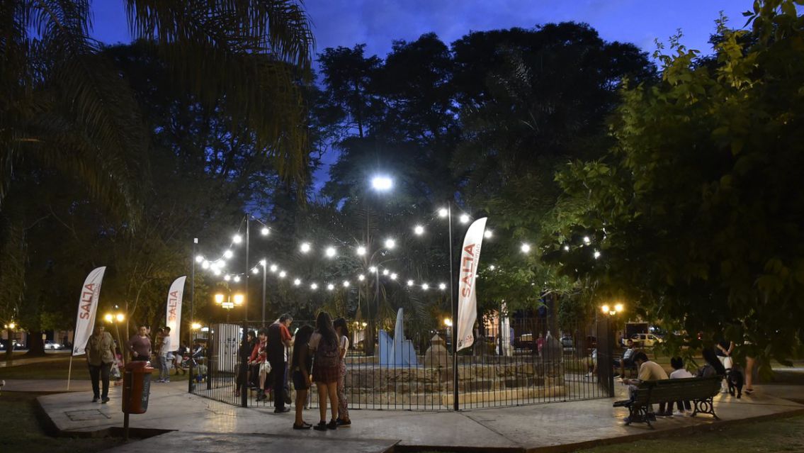 ¡Entrada libre y gratuita! / El cine móvil dará una nueva función en la Plaza Alvarado