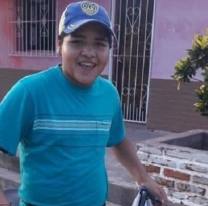 Changuito salteño vende bollos, es abanderado y sueña con ser ingeniero