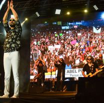 Récord de convocatoria / Abel Pintos fue ovacionado en la Serenata a Cafayate