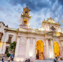 ¡Tomá nota! / Estos son los horarios de misas y actividades en la Catedral Basilica de Salta