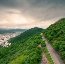 Buscan voluntarios para limpiar el cerro San Bernardo: cómo tenés que hacer
