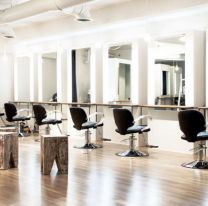 La buena del día / Se inaugura en Salta un centro de capacitación gratuita en peluquería y maquillaje