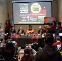 ¡No falta nada! / Esta mañana se presentó la 20º edición de la Serenata al Héroe Gaucho