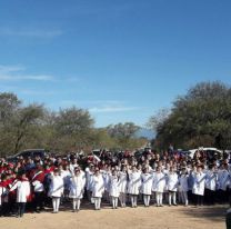 Como en 1813, la bandera flame&oacute; en el Juramento