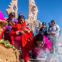 Una colorida fiesta dio inicio al mes de la Pachamama