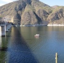 &iquest;Por qu&eacute; no se deben consumir peces del dique Cabra Corral ni ba&ntilde;arse en &eacute;l?