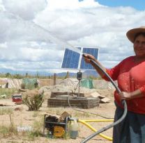 &iexcl;Bien ah&iacute;! / El INTI presenta un sistema de bombeo solar para la extracci&oacute;n de agua