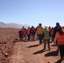 Partieron los peregrinos de Tolar Grande: caminarán 10 días para honrar al Señor y la Virgen del Milagro