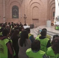 Peregrinos de Catamarca ya partieron rumbo a Salta para vivir la fiesta del Milagro