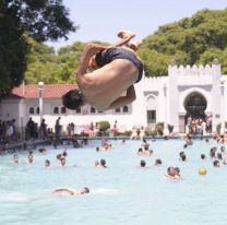 Vamos a la pile: conocé horarios y precios de los natatorios municipales