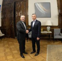 Orgullo / El cuadro de una artista salte&ntilde;a estuvo presente en la primera reuni&oacute;n de la transici&oacute;n presidencial