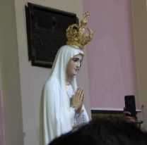 Mir&aacute; el video: Lleg&oacute; a Salta la imagen de la Virgen de F&aacute;tima que recorre el mundo