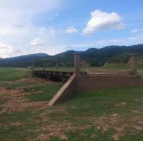 Hay fotos | Apareció un puente en La Caldera que sorprende a todos