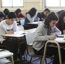 <p>examen Pisa en colegio Bernardino Ricvadavia Fotos: silvana colombo</p>