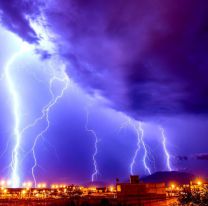 Impactantes imágenes de la tormenta eléctrica en la ciudad