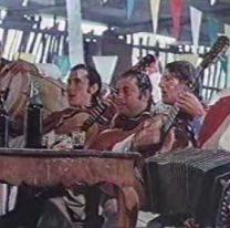 Hoy se vive el aut&eacute;ntico baile de carnaval, en “El Cha&ntilde;arcito”