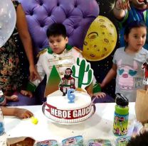 Nene salteño hizo su cumple con temática sobre Güemes: “Es mi héroe”