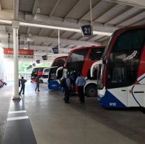 Fin de semana largo: eval&uacute;an limitar los viajes en micros de media y larga distancia