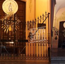 Sacaron la imagen del Señor del Milagro al atrio de la Catedral