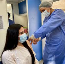 Los inmunizados con Sputnik V podr&aacute;n aplicarse una cuarta dosis para viajar al exterior