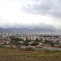 Arranca la semana con un lunes lluvioso y gris en Salta