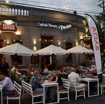 Gastron&oacute;micos podr&aacute;n poner mesas y sillas en la calle