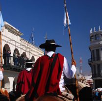 Mes de Güemes: te contamos la historia y características del poncho salteño