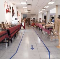 Artesanos y dise&ntilde;adores exponen y venden en Casa de la Cultura