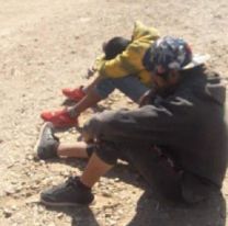 Los niños que se vistieron de héroes en Morillo: “Todos los días fumigan los autos que llegan”